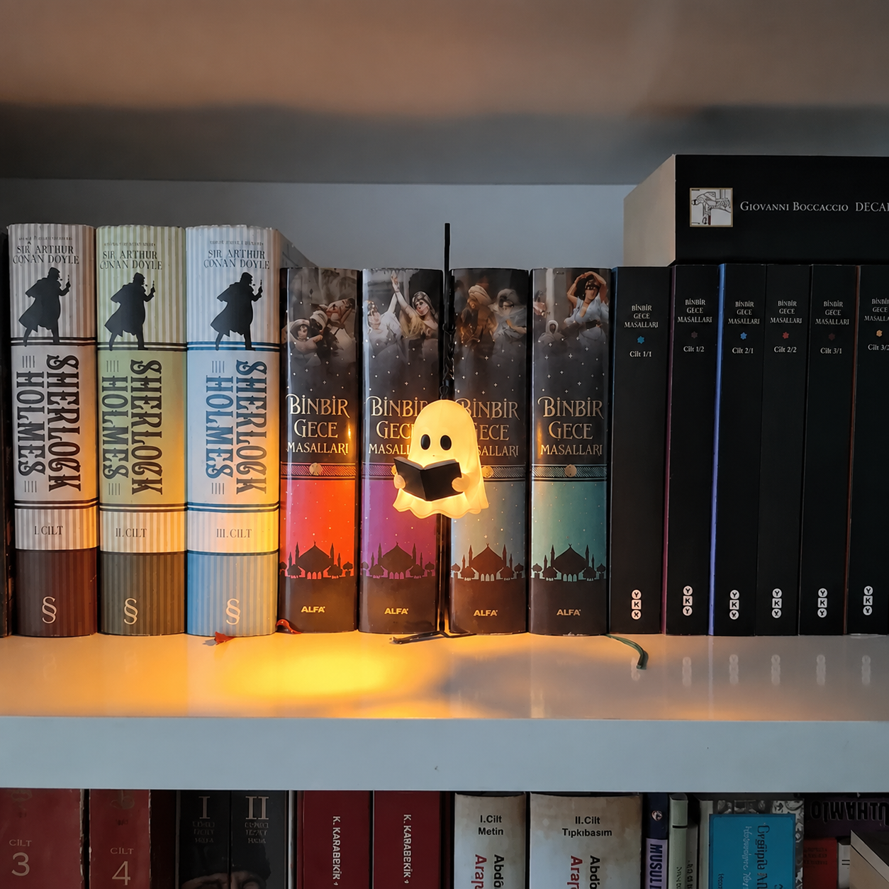 👻📚Ghost Bookshelf Lantern